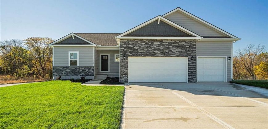 Homes for Sale in Platte City, MO 64079 | 4907 NW 141st Street