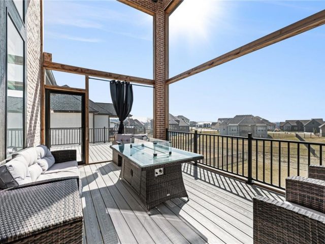 Homes for Sale in Riverside, MO 64150 | 2171 NW Palisades Drive