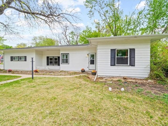 Homes for Sale in Kansas City, MO 64116 | 4401 N Holmes Street