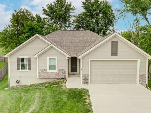 Homes for Sale in Edgerton, MO 64444 | 9  Platte Ridge Court
