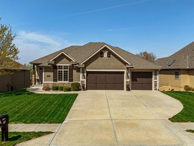 Homes for Sale in Kansas City, MO 64156 | 3112 NE 91st Place