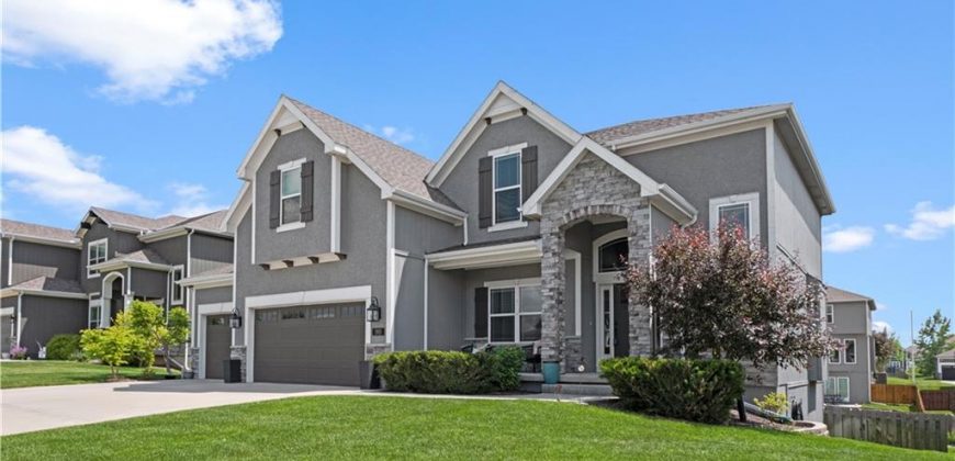 Homes for Sale in Kansas City, MO 64155 | 1915 NE 114th Terrace