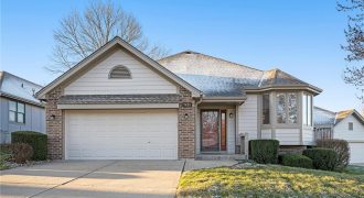 Homes for Sale in Kansas City, MO 64119 | 7425 N Prospect Avenue