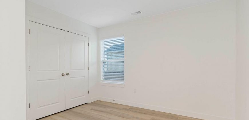 Homes for Sale in Kansas City, MO 64154 | 3825 NW 93rd Street
