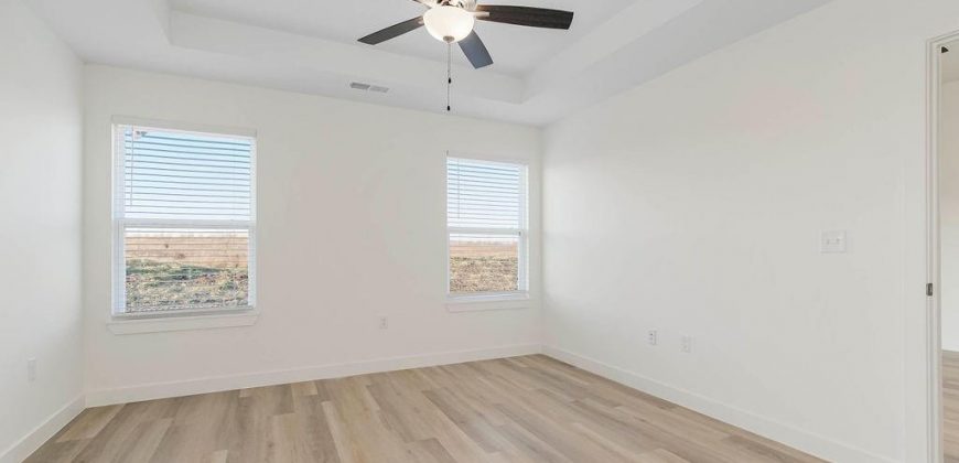 Homes for Sale in Kansas City, MO 64154 | 3825 NW 93rd Street