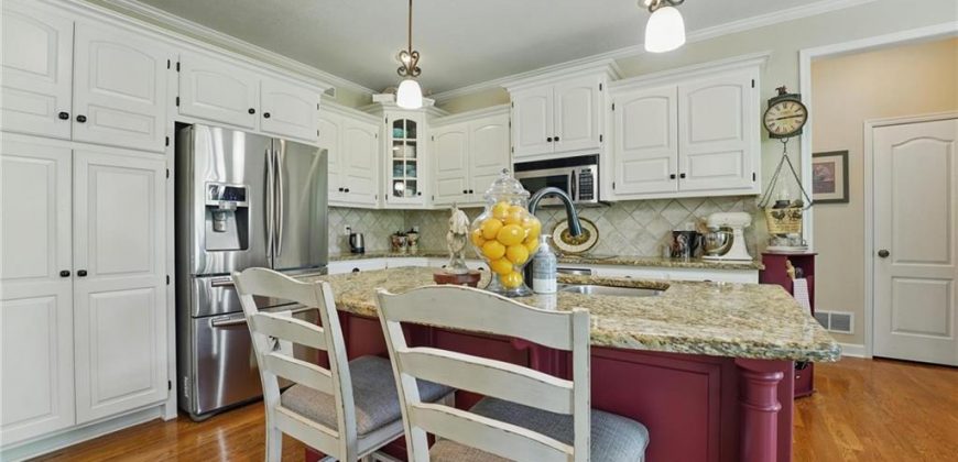 Homes for Sale in Kearney, MO 64060 | 2202  Greenfield Court