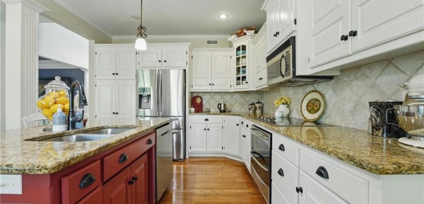 Homes for Sale in Kearney, MO 64060 | 2202  Greenfield Court