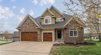 Homes for Sale in Kearney, MO 64060 | 2202  Greenfield Court