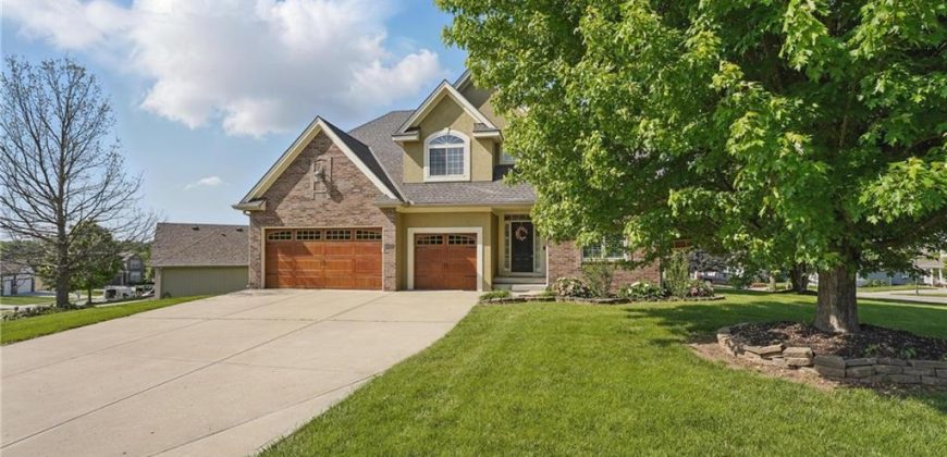 Homes for Sale in Kearney, MO 64060 | 2202  Greenfield Court