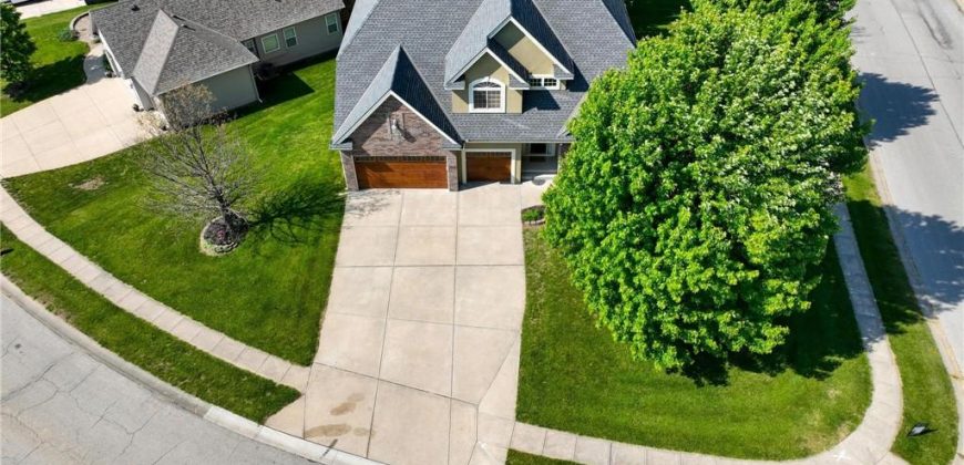 Homes for Sale in Kearney, MO 64060 | 2202  Greenfield Court