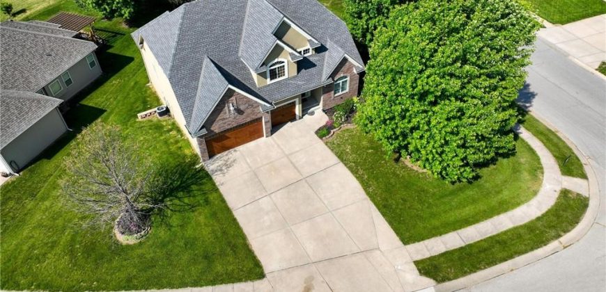 Homes for Sale in Kearney, MO 64060 | 2202  Greenfield Court
