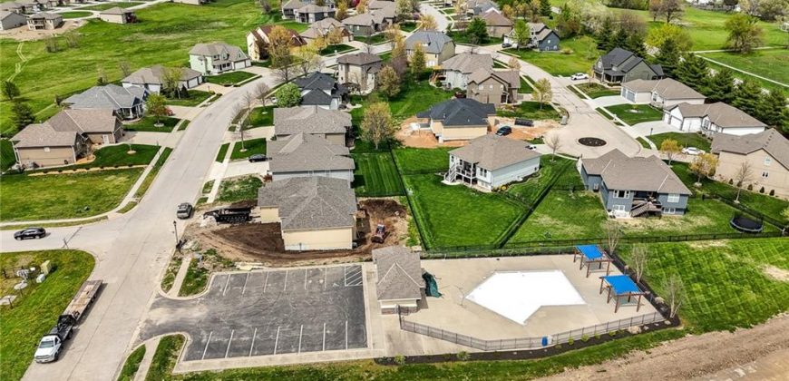 Homes for Sale in Kearney, MO 64060 | 2202  Greenfield Court
