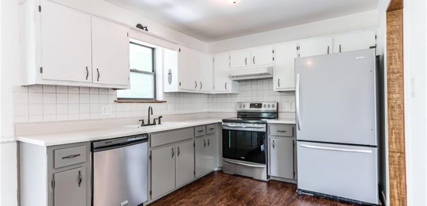 Homes for Sale in Kansas City, MO 64155 | 108 NW 105th Street