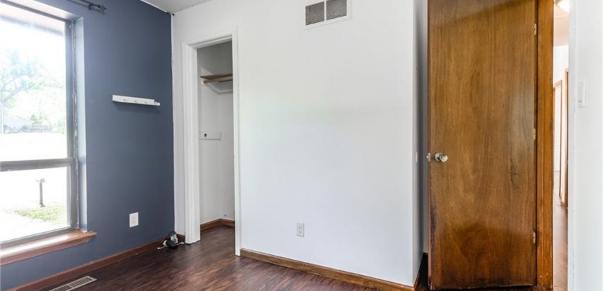 Homes for Sale in Kansas City, MO 64155 | 108 NW 105th Street