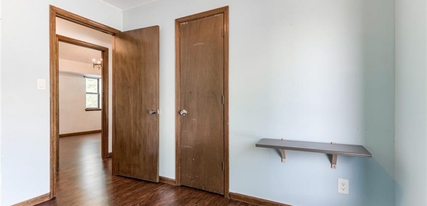 Homes for Sale in Kansas City, MO 64155 | 108 NW 105th Street