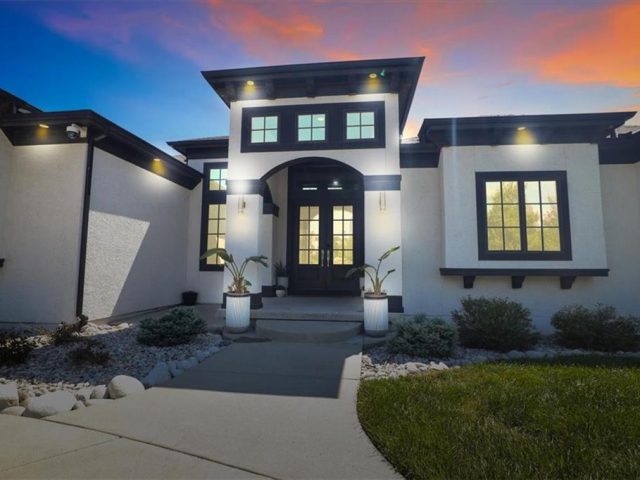 Homes for Sale in Kansas City, MO 64157 | 8605 NE Shoal Creek Parkway