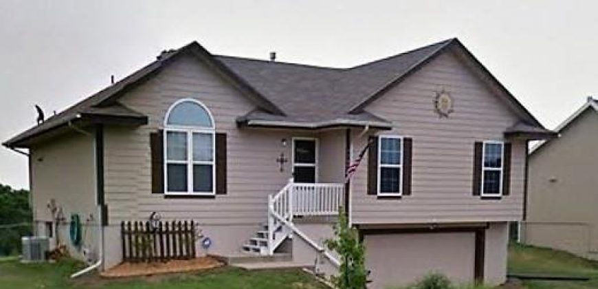 Homes for Sale in Kearney, MO 64060 | 1307  Stonecrest Drive