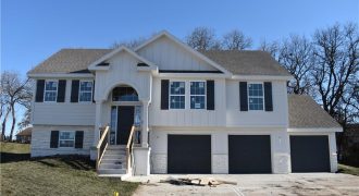 Homes for Sale in Kansas City, MO 64156 | 6022 NE 118th Terrace