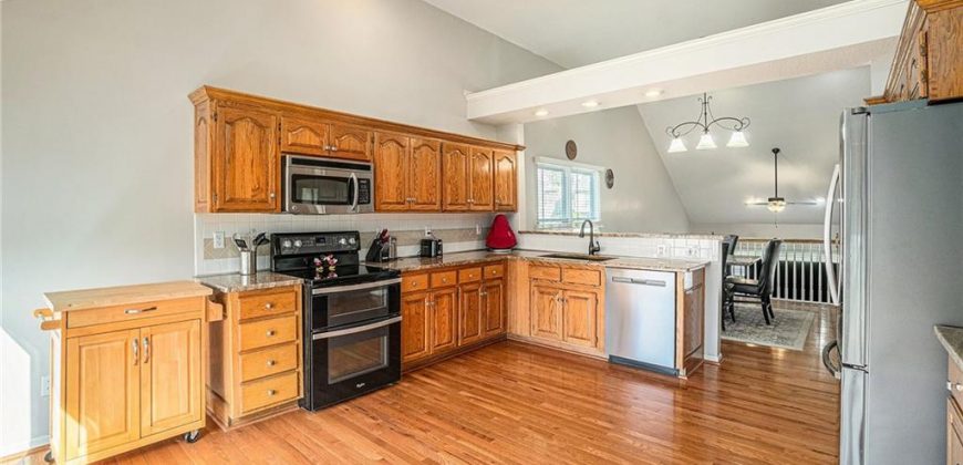 Homes for Sale in Gladstone, MO 64118 | 401 NW 51st Street