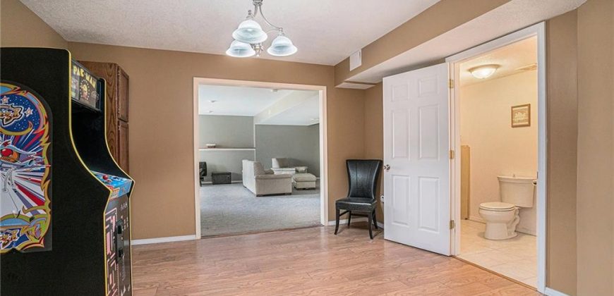 Homes for Sale in Gladstone, MO 64118 | 401 NW 51st Street