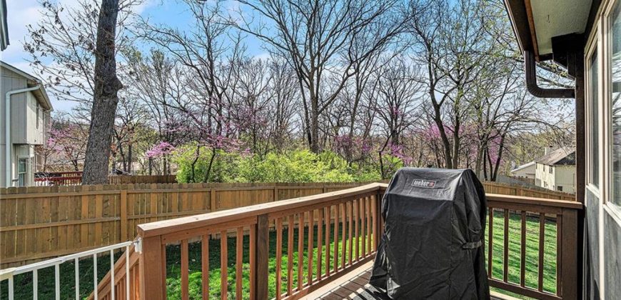 Homes for Sale in Gladstone, MO 64118 | 401 NW 51st Street