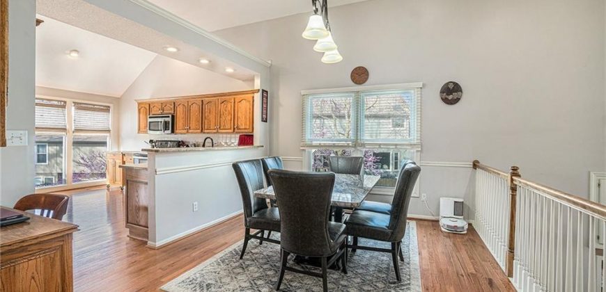 Homes for Sale in Gladstone, MO 64118 | 401 NW 51st Street
