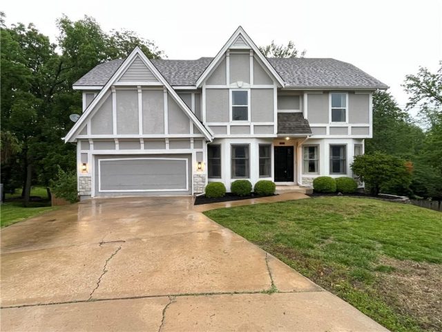 Homes for Sale in Kansas City, MO 64151 | 4104 NW 63rd Place