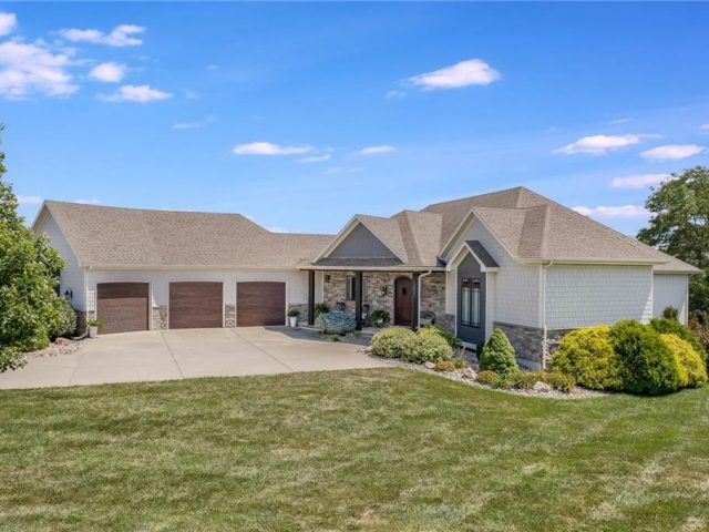 Homes for Sale in Kearney, MO 64060 | 12621 NE 117th Street