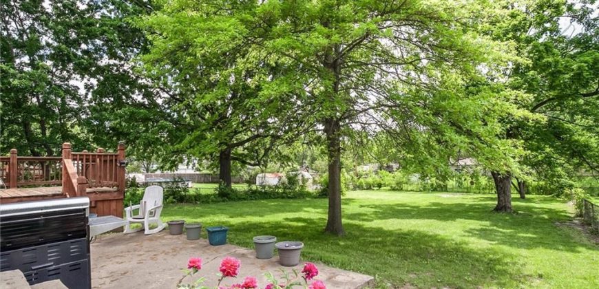 Homes for Sale in Gladstone, MO 64118 | 1403 NE 67TH Street