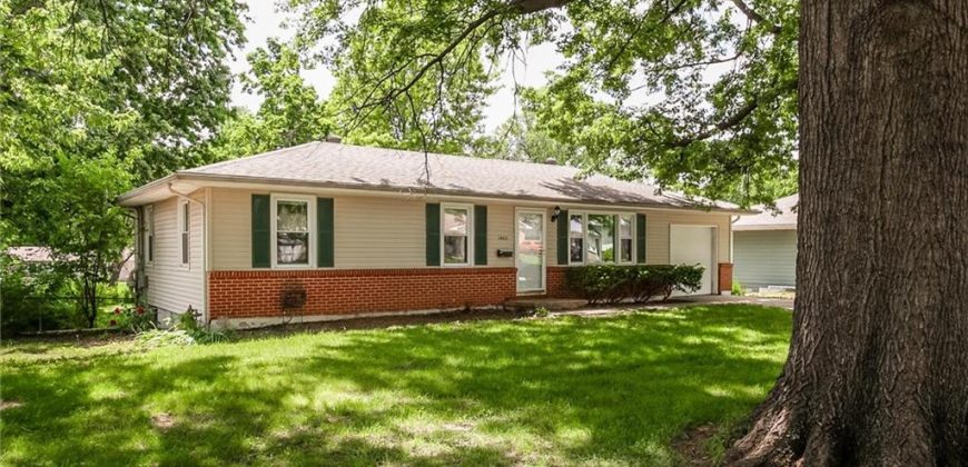 Homes for Sale in Gladstone, MO 64118 | 1403 NE 67TH Street