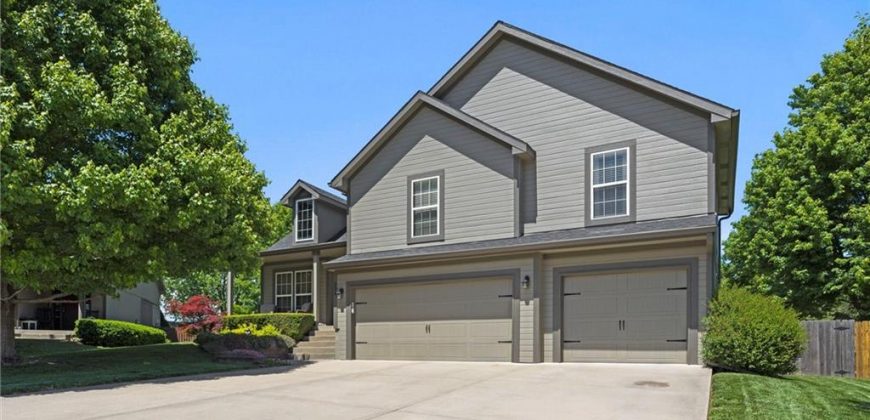 Homes for Sale in Kearney, MO 64060 | 204 E 20th Terrace