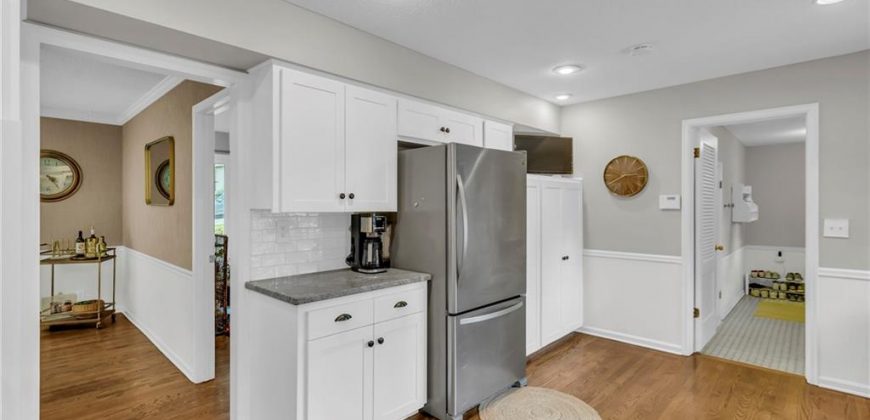 Homes for Sale in Kansas City, MO 64116 | 4212 NW Briarcliff Lane
