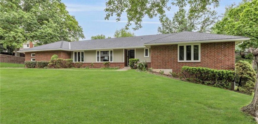 Homes for Sale in Kansas City, MO 64116 | 4212 NW Briarcliff Lane