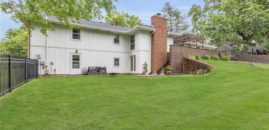Homes for Sale in Kansas City, MO 64116 | 4212 NW Briarcliff Lane