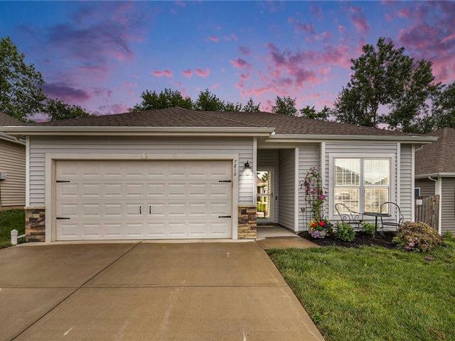 Homes for Sale in Kansas City, MO 64163 | 7812 NW 124th Street
