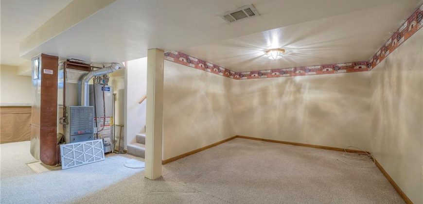 Homes for Sale in Kansas City, MO 64154 | 8713  Old Stagecoach Road