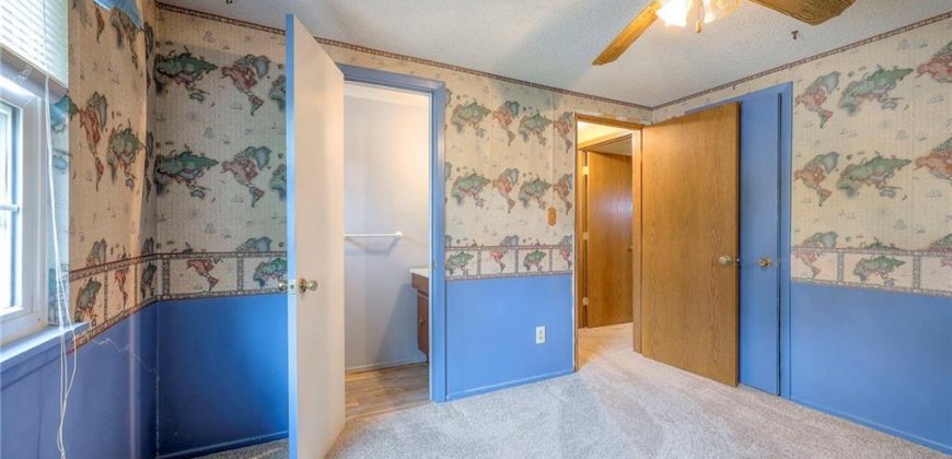 Homes for Sale in Kansas City, MO 64154 | 8713  Old Stagecoach Road