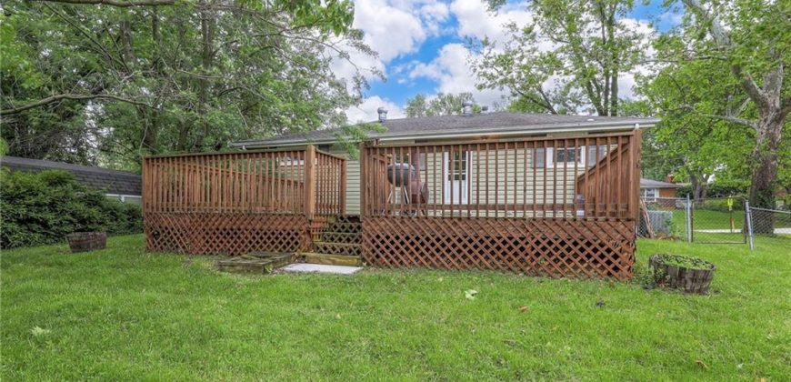 Homes for Sale in Kansas City, MO 64154 | 8713  Old Stagecoach Road