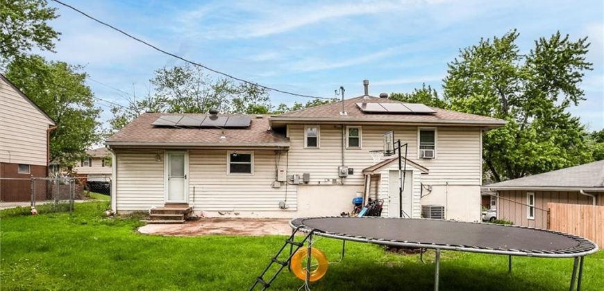 Homes for Sale in Kansas City, MO 64119 | 5611 N Manchester Avenue