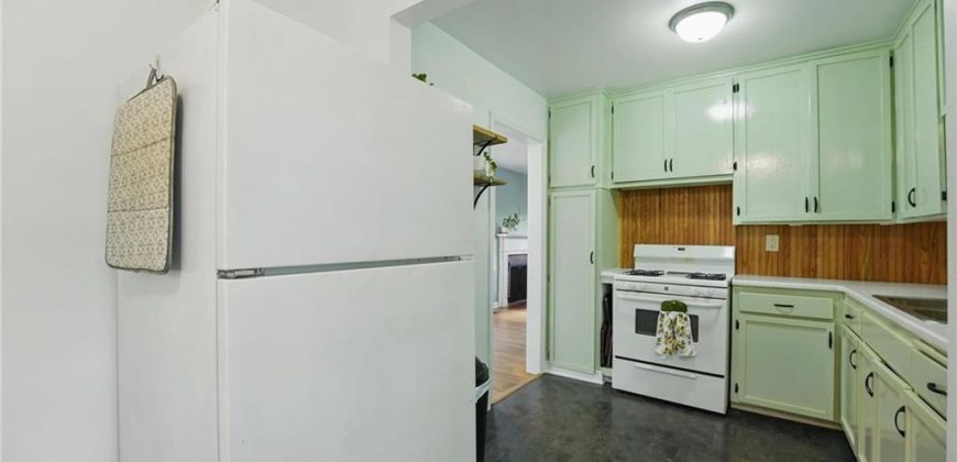 Homes for Sale in Kansas City, MO 64116 | 706 NE 42nd Terrace