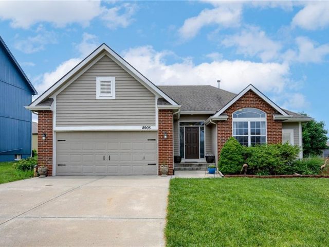 Homes for Sale in Kansas City, MO 64157 | 8905 NE 101st Street