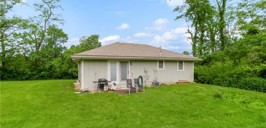 Homes for Sale in Weston, MO 64098 | 18395  HWY H