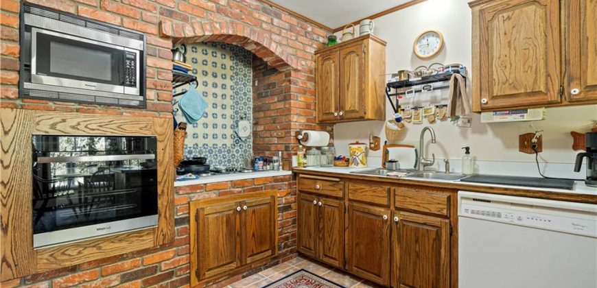Homes for Sale in Weston, MO 64098 | 409  Summer Street