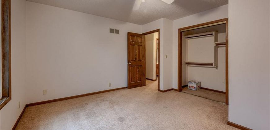 Homes for Sale in Kansas City, MO 64152 | 8516 NW 62nd Street