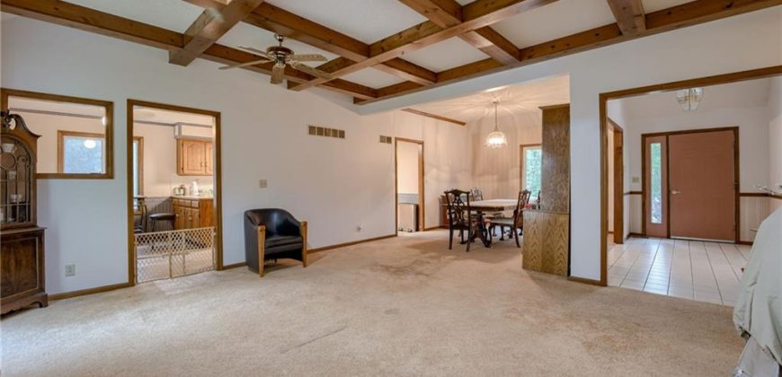 Homes for Sale in Kansas City, MO 64152 | 8516 NW 62nd Street