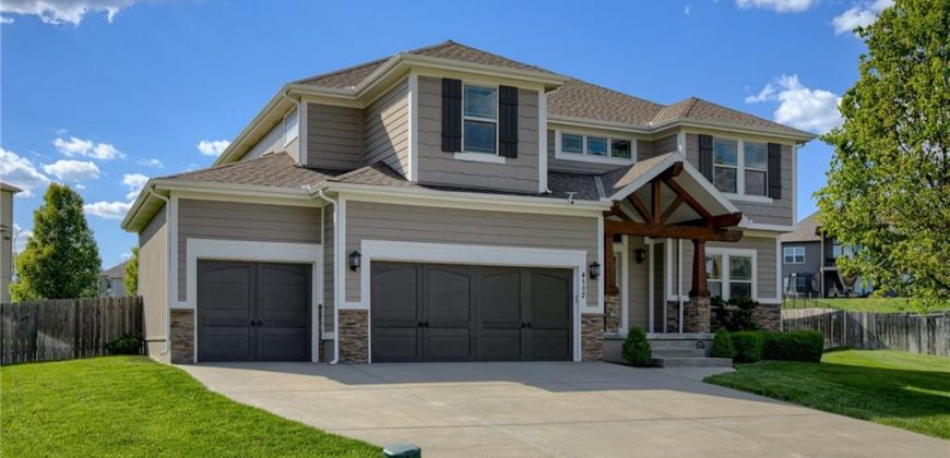 Homes for Sale in Kansas City, MO 64151 | 4102 NW 76th Terrace