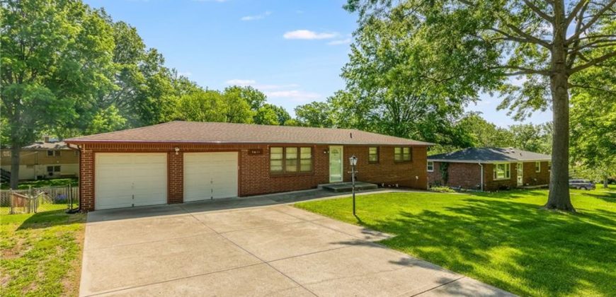 Homes for Sale in Kansas City, MO 64151 | 5021  Huonker Road