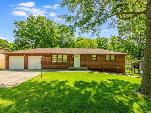 Homes for Sale in Kansas City, MO 64151 | 5021  Huonker Road