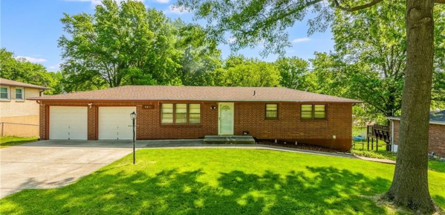 Homes for Sale in Kansas City, MO 64151 | 5021  Huonker Road