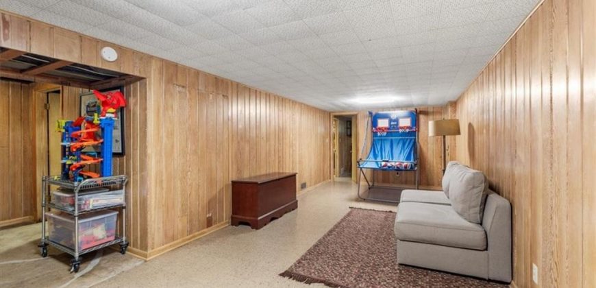 Homes for Sale in Kansas City, MO 64116 | 214 NW 43rd Terrace